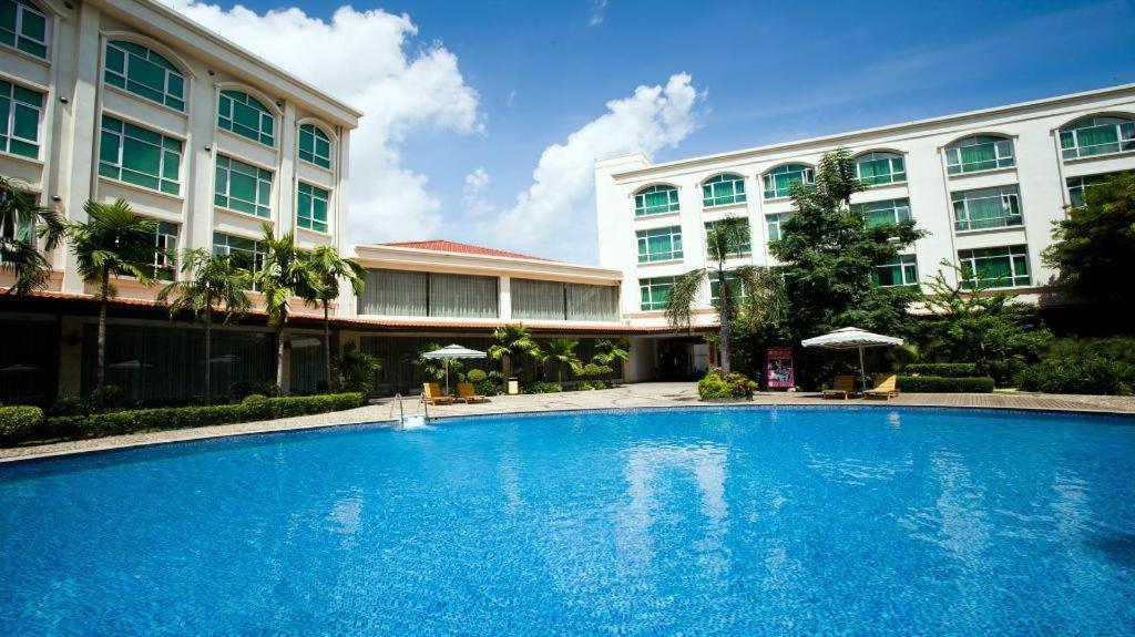 San Jiang Grand Hotel Вьентьян Экстерьер фото