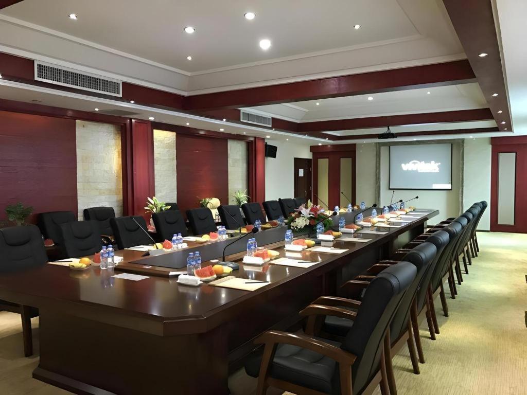 San Jiang Grand Hotel Вьентьян Экстерьер фото